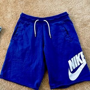 Size small Nike shorts